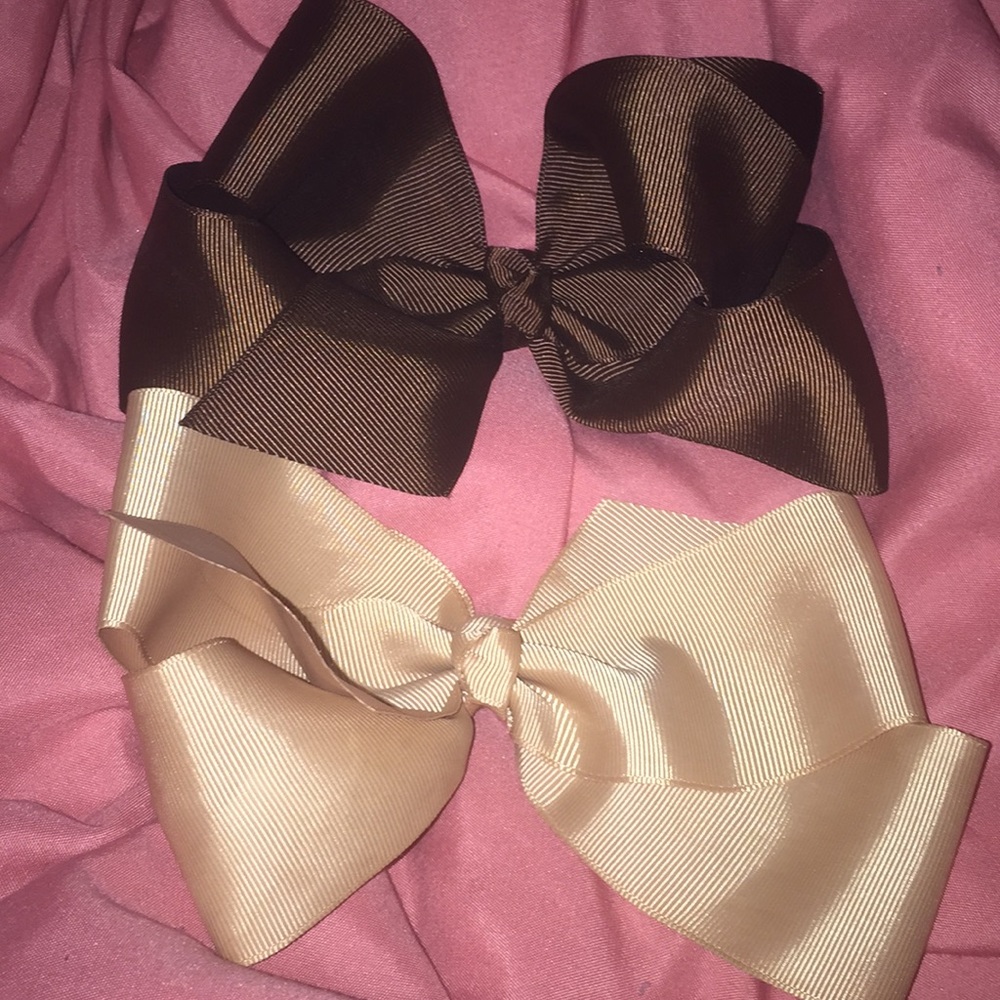 Big bows
